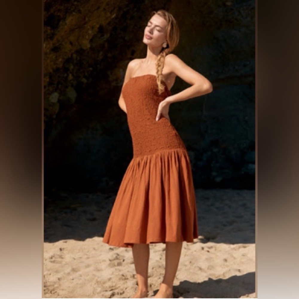 NWT Celandine by Anthropologie Strapless Popcorn Smocked Midi Dress Rust Brown - Picture 2 of 3